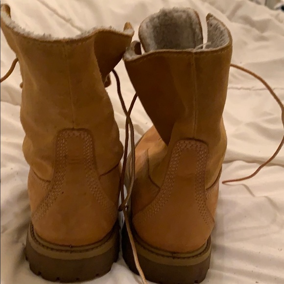 Timberland boots with smart wool lining - Picture 4 of 8